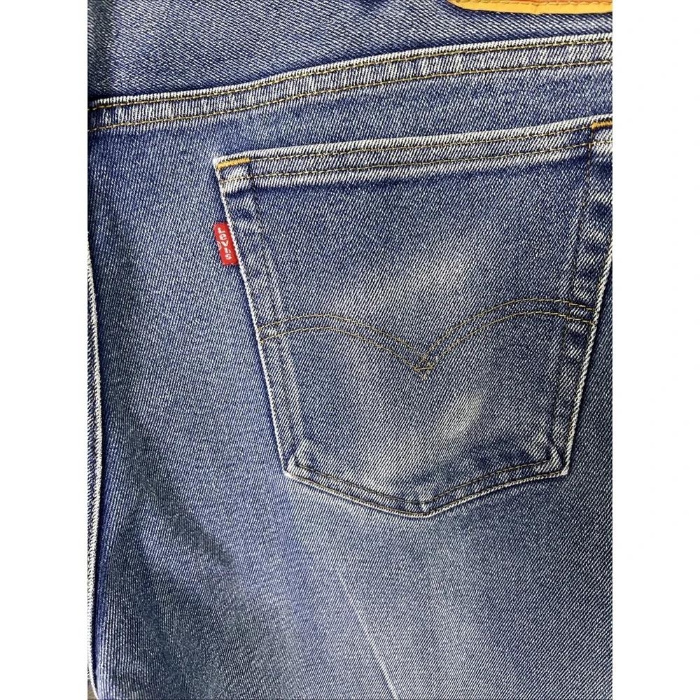 Vintage 90s Levi's 517‎ Men's Pleated Blue Jeans 38x29 (actual 38x25)